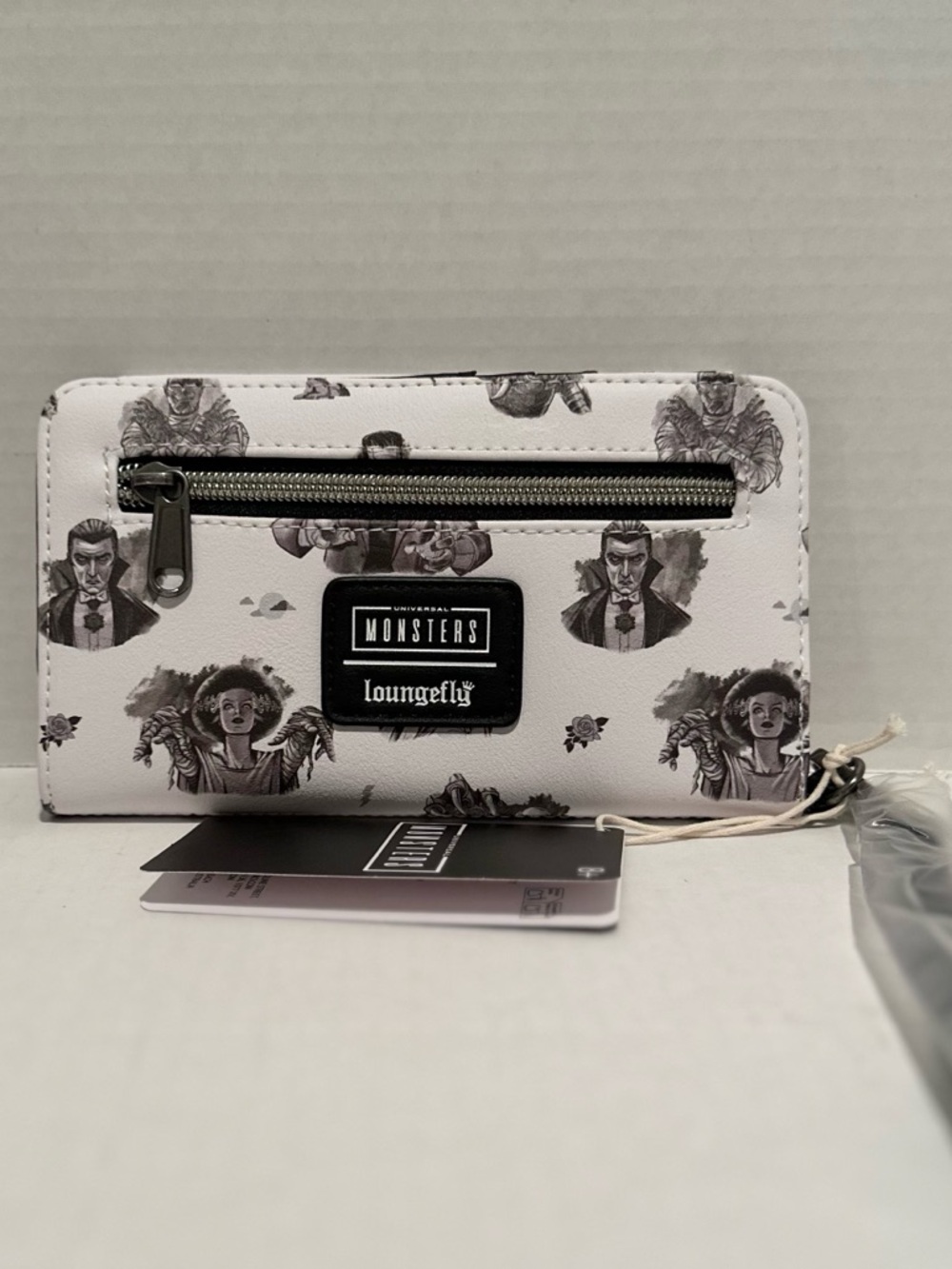Loungefly NWT Universal Monsters Satchel Bag & Tech Wallet - Picture 8 of 9